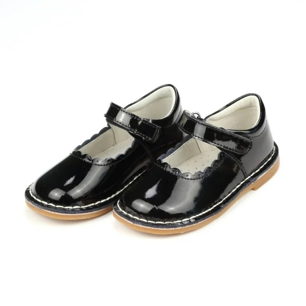 L’Amour children’s shoes size 10